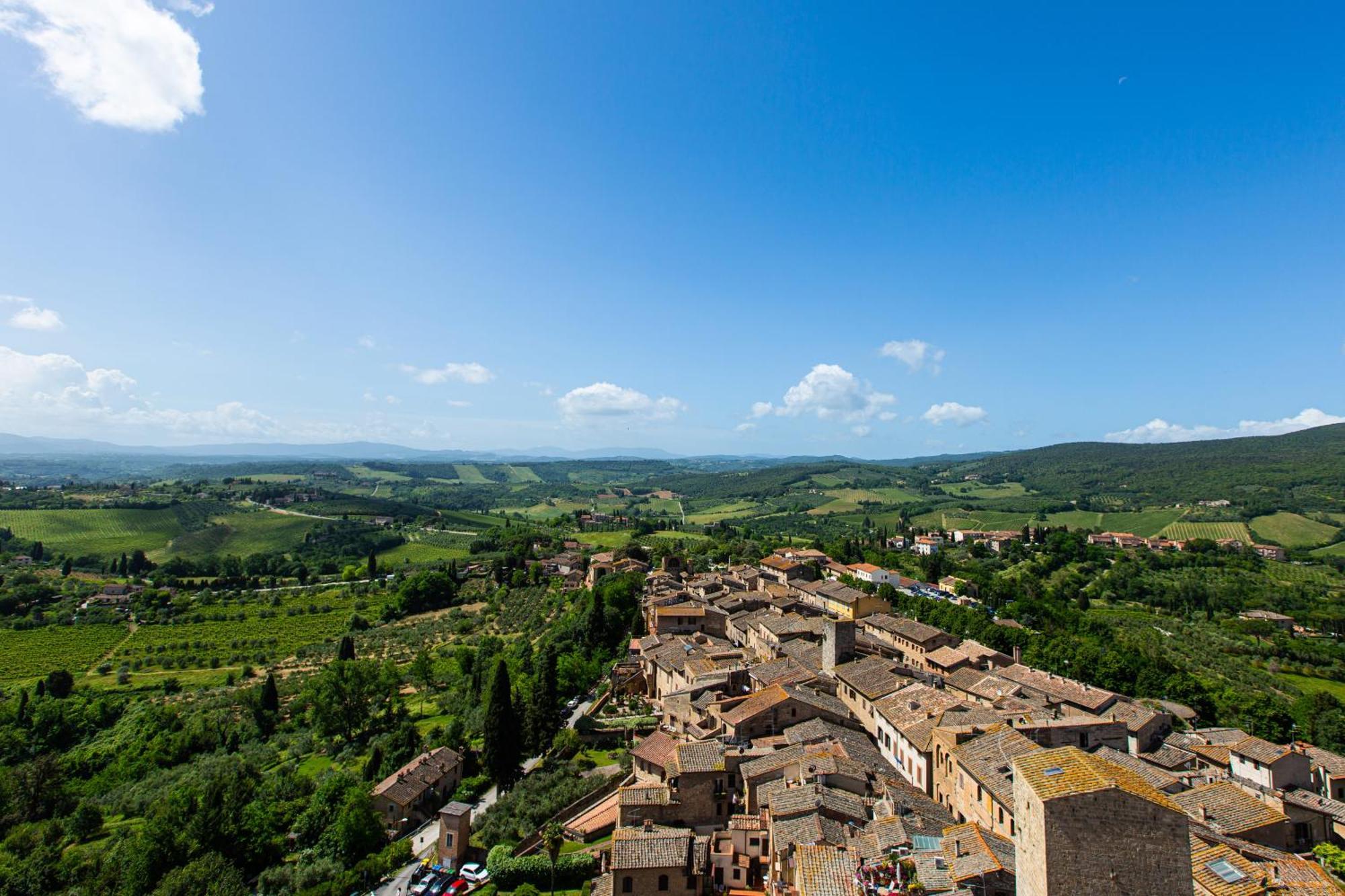 The Artists' Tower - Amazing View From The Tower Leilighet San Gimignano Eksteriør bilde