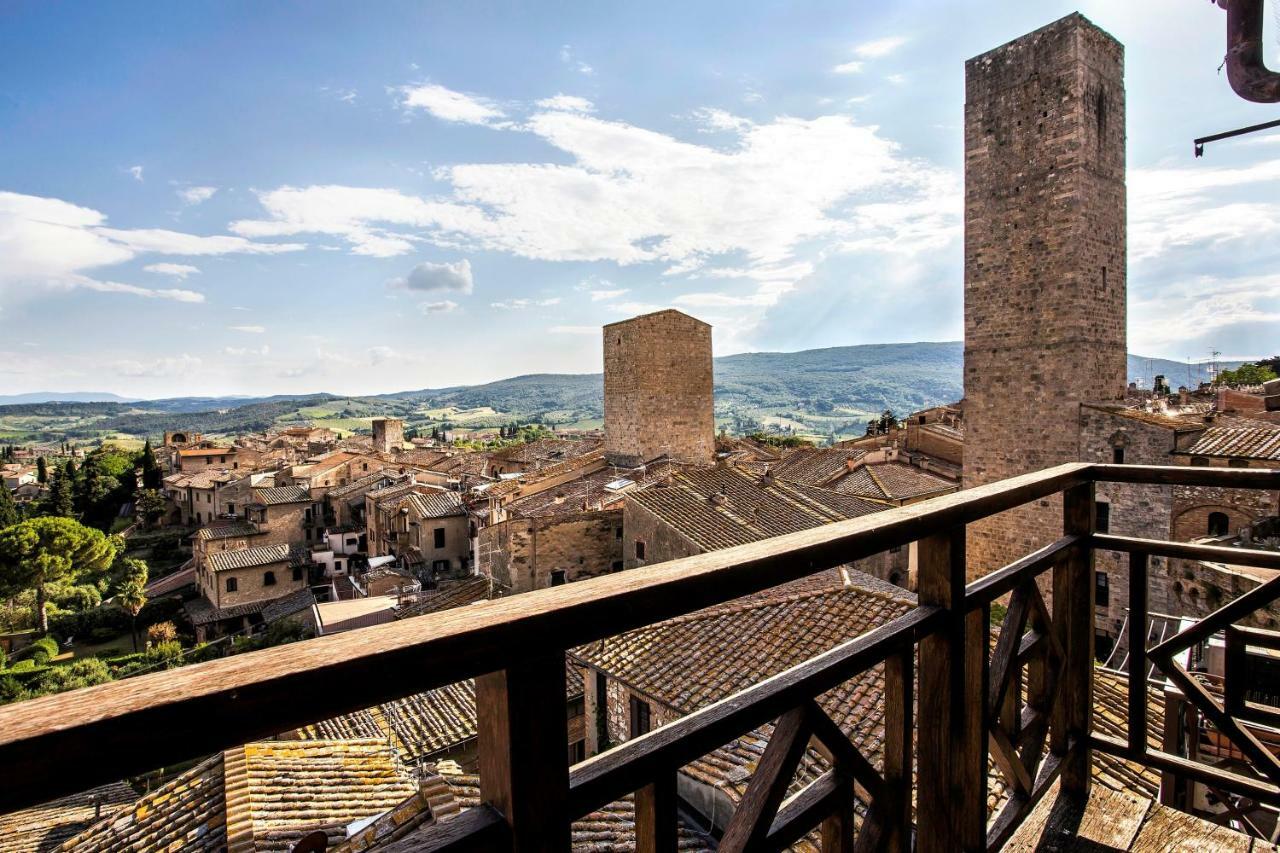 The Artists' Tower - Amazing View From The Tower Leilighet San Gimignano Eksteriør bilde
