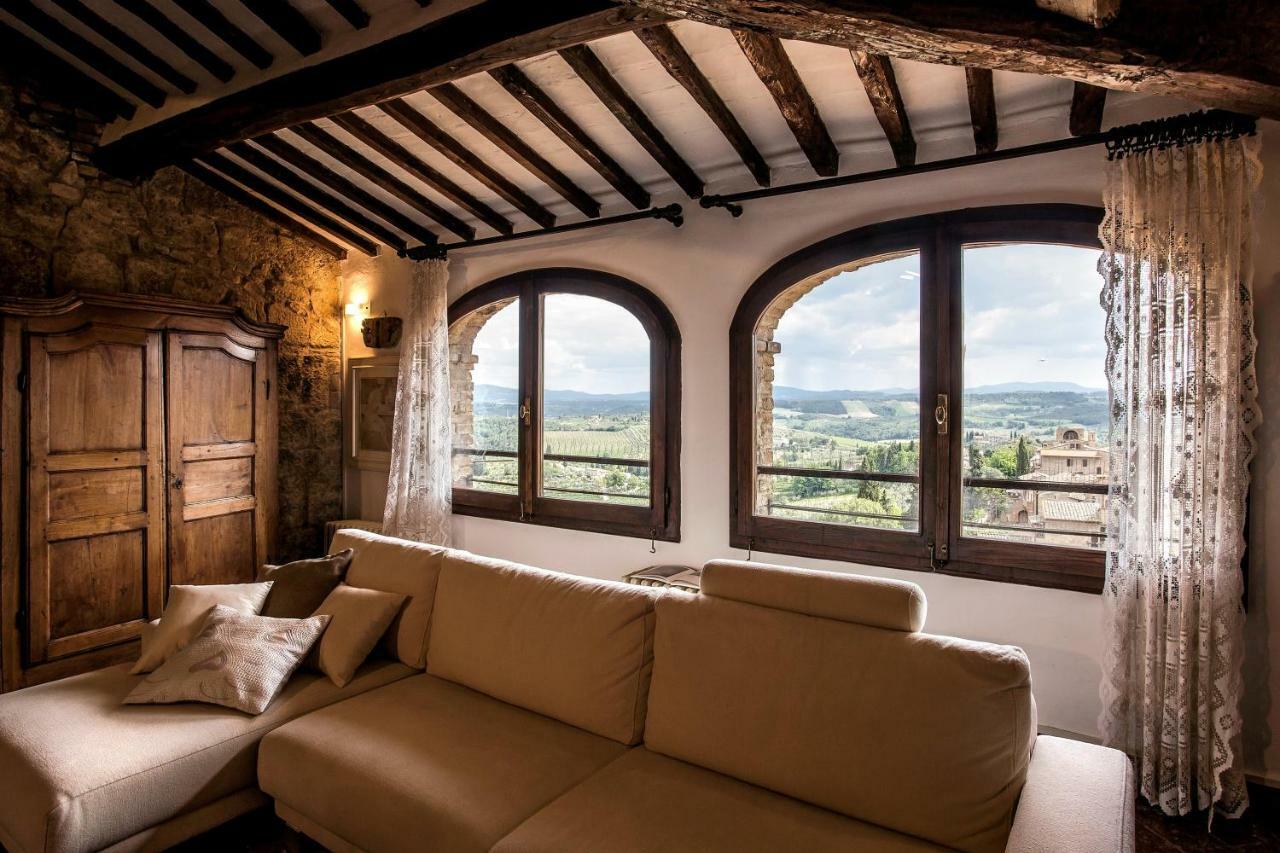 The Artists' Tower - Amazing View From The Tower Leilighet San Gimignano Eksteriør bilde